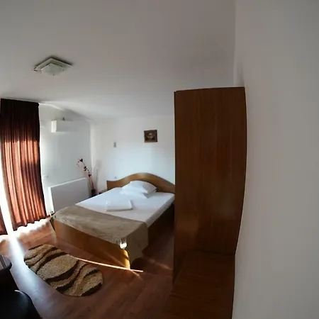 Guest house Trandafir